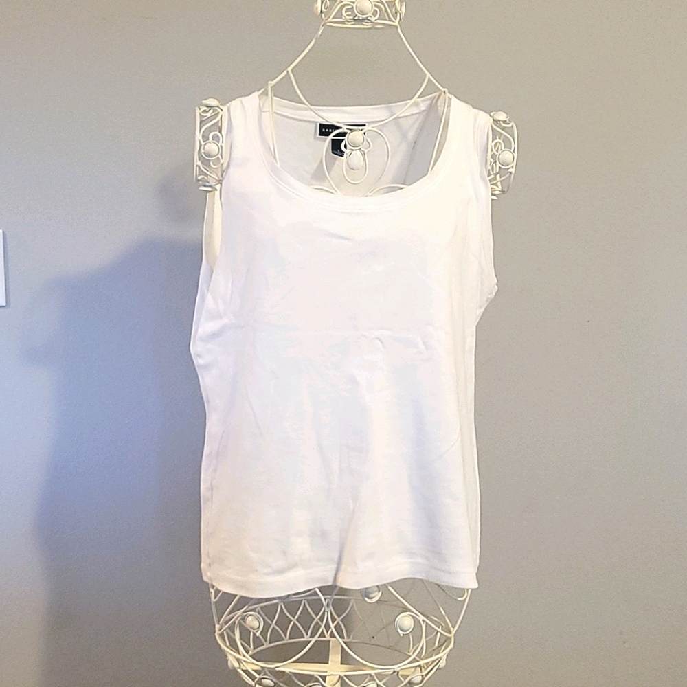 Karen Scott 3 tanks for $5